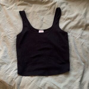 M Tillys Classic Black Women's cropped Tank Top